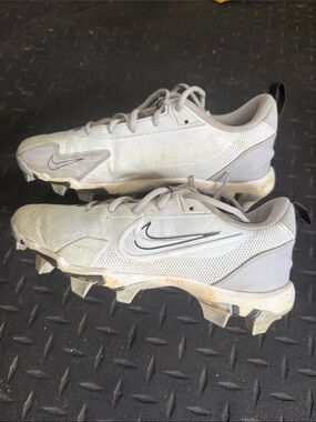 Nike Force Trout youth cleats